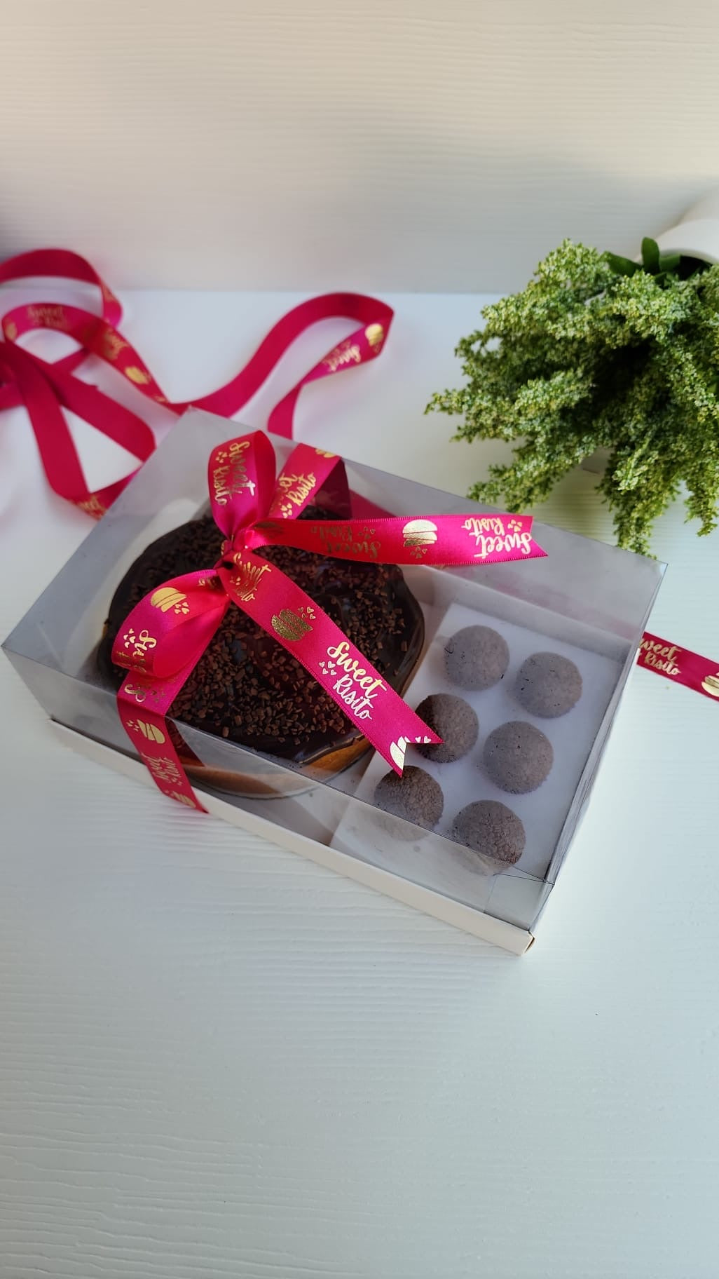 Caixa de Bento cake (mini bolo) mais 6 doces kit com 10